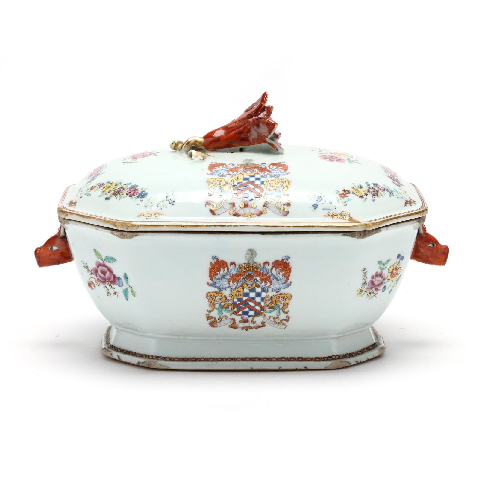 A Chinese Export Armorial Tureen and Cover with Coat of Arms of Clerke (1 of 10)