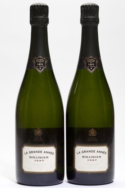Bollinger Champagne: Bollinger Champagne19972 bottlesGrande Annee1lsclRemoved from the two subterranean wine cellars of Mr. Dean Bullis, an avid collector residing in the mountains of North Carolina