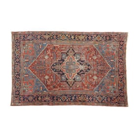 Heriz Room Size Carpet