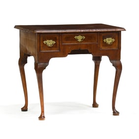 Queen Anne Inlaid Walnut Dressing Table
