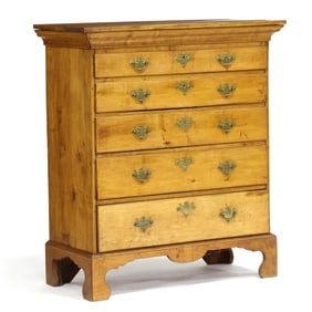 Mid-Atlantic Chippendale Maple Chest of Drawers