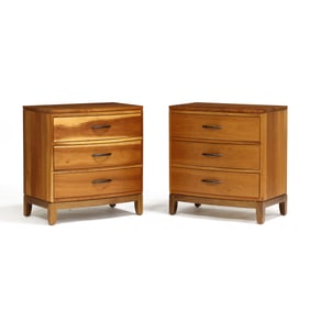 Stickley, Pair of Contemporary Cherry Bedside Chests
