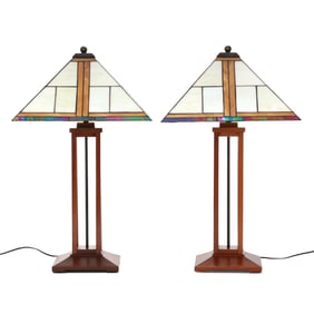 Stickley, Contemporary Pair of Cherry Stained Glass Table Lamps