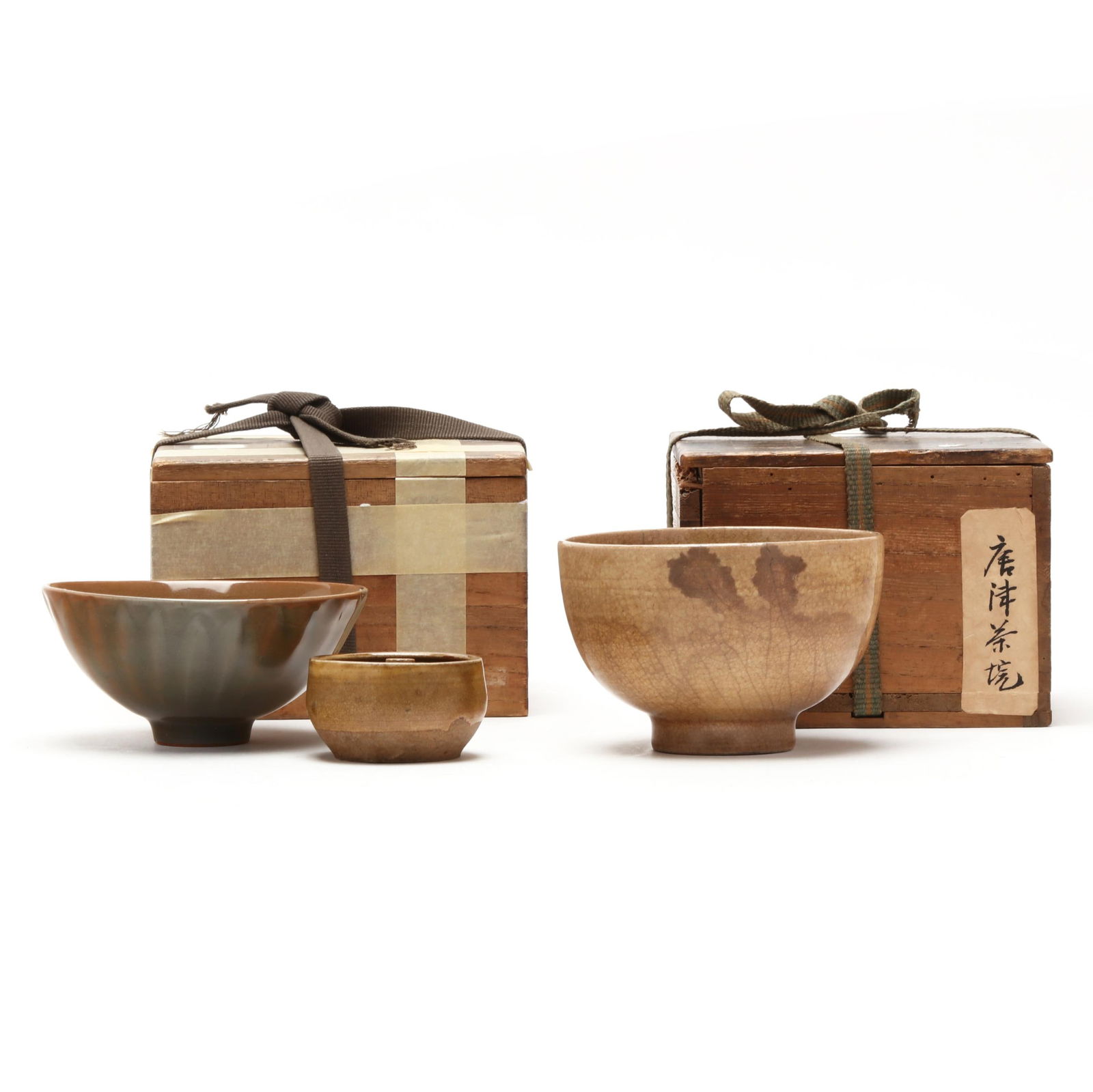 Two Japanese Tea Bowls ( Chawan ) and an Oil Lamp (1 of 11)
