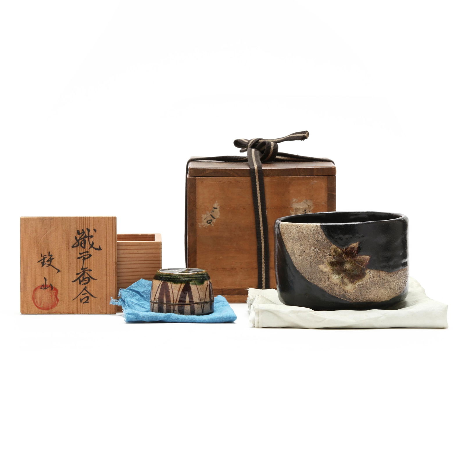 Incense Container ( Kogo ) by Matsumoto Tetsuzan and Tea Bowl ( Chawan ) After Ogata Kenzan (1 of 9)