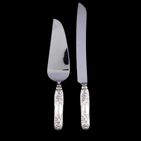 Tiffany & Co. Chrysanthemum Sterling Silver Wedding Cake Carving Set