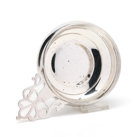Lunt Paul Revere Reproduction Sterling Silver Porringer