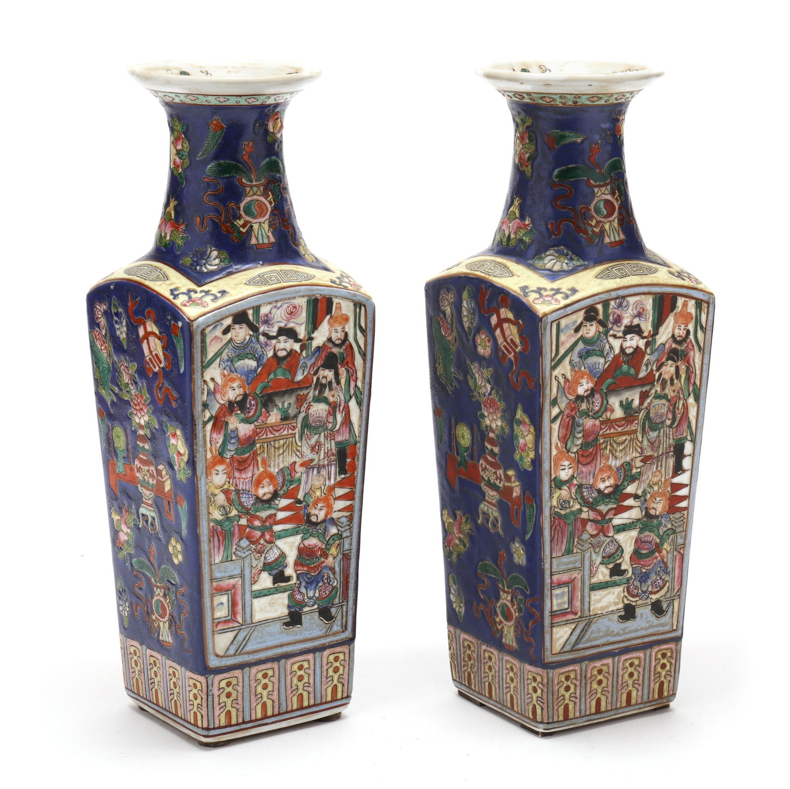 Pair of Chinese Export Porcelain Vases (1 of 10)