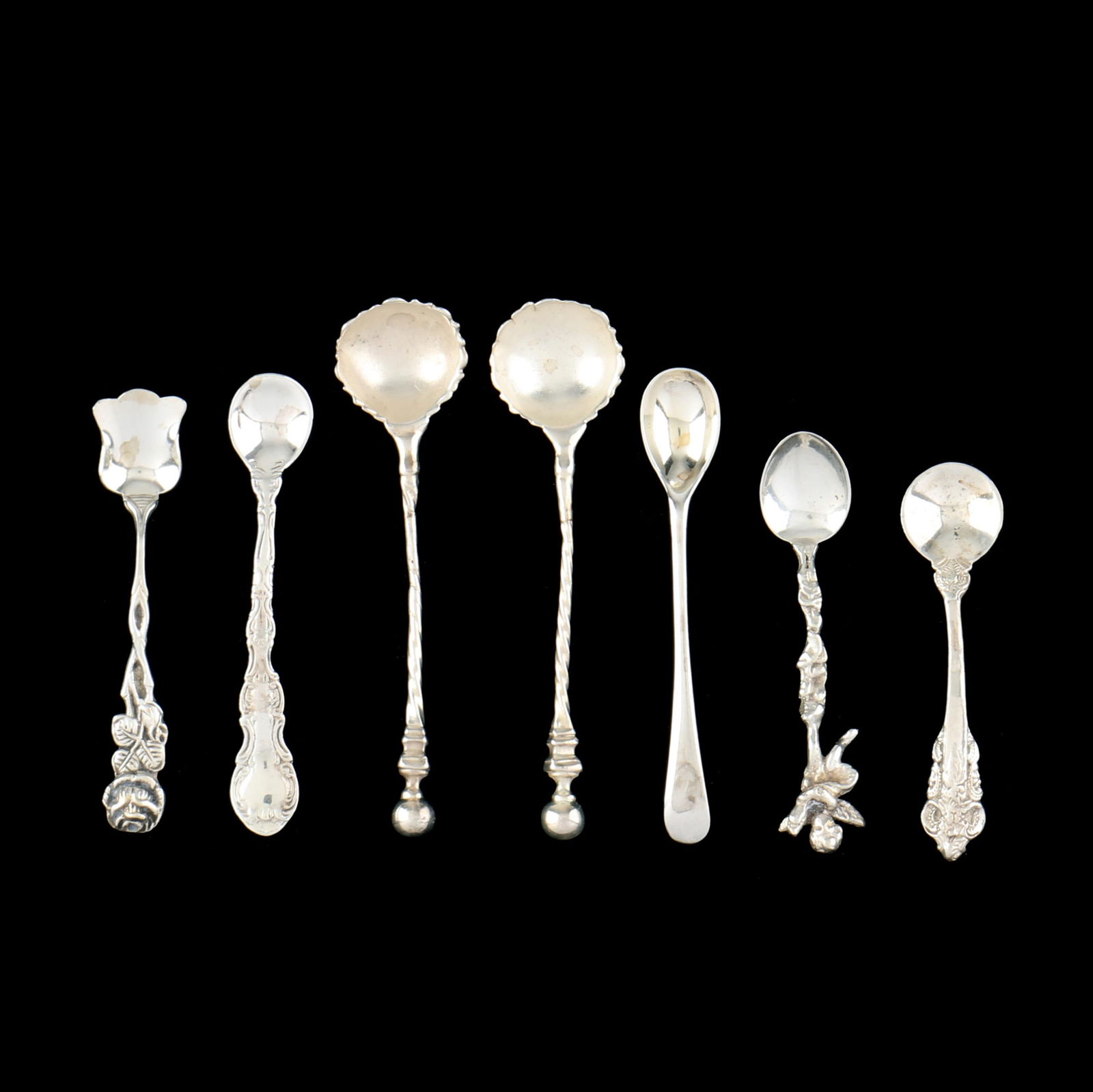 Seven Assorted Silver Salt Spoons (1 of 4)