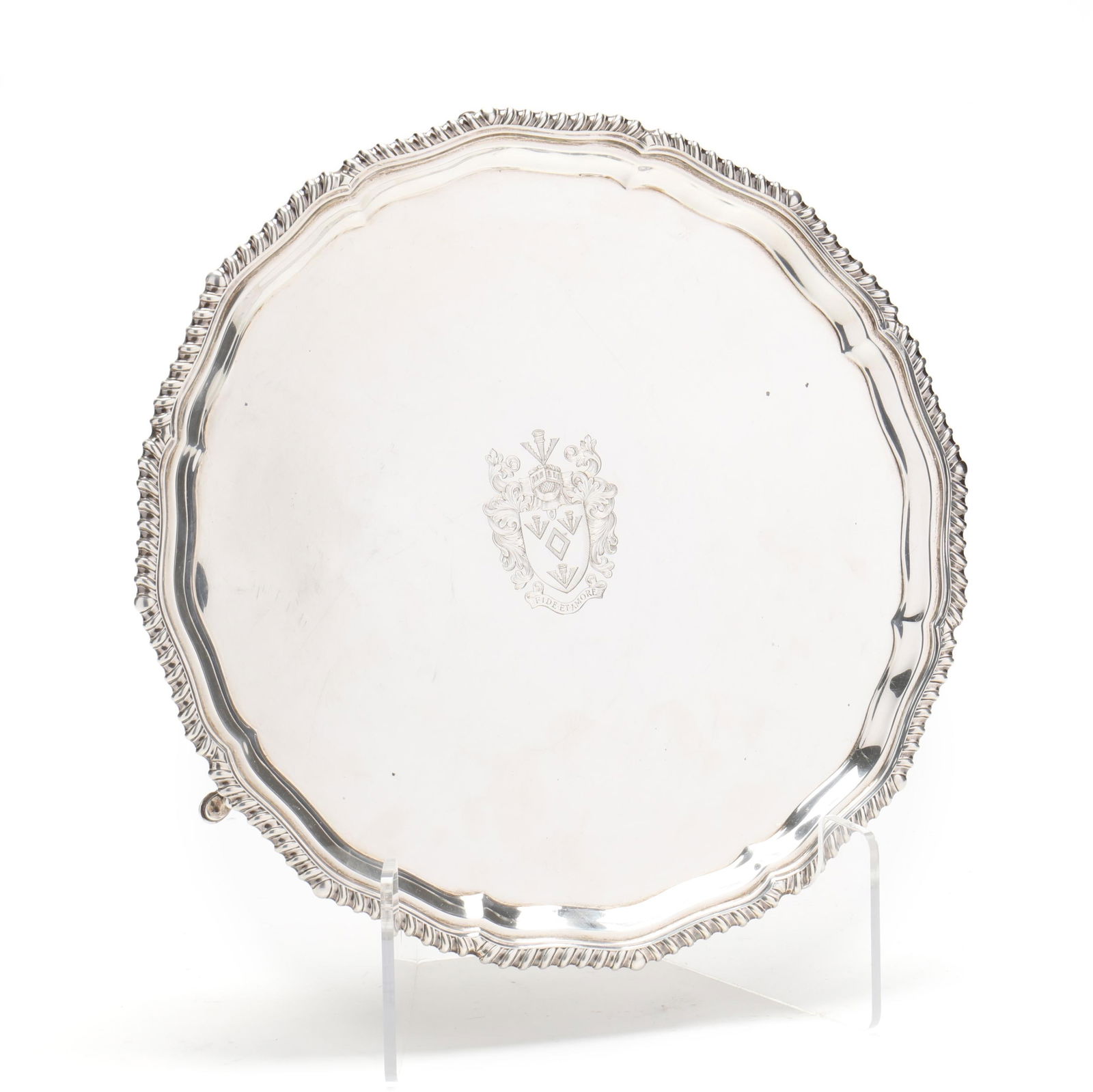 A George V Silver Salver (1 of 5)