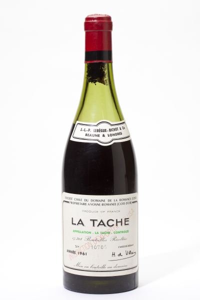 1961 La Tache, Domaine de la Romanee Conti: La Tache 1961 1 bottle Domaine de la Romanee Conti 7cm, lbsl scc