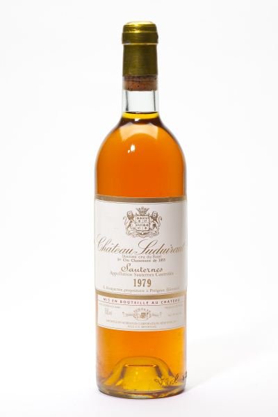 1979 Chateau Suduiraut: Chateau Suduiraut 1979 5 bottles Sauternes 2bn, 3vts, 5lbsl Removed from a large subterranean wine cellar of an avid Buffalo, New York wine collector and wine educator.