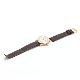 Gold Chronograph Watch, Chronographe Suisse
