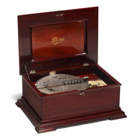 Mira 15 1/2-Inch Music Box with (19) Discs
