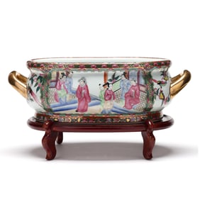 A Chinese Export Style Footbath with Stand