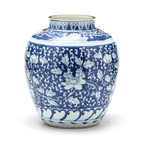 A Large Chinese Blue and White Jar