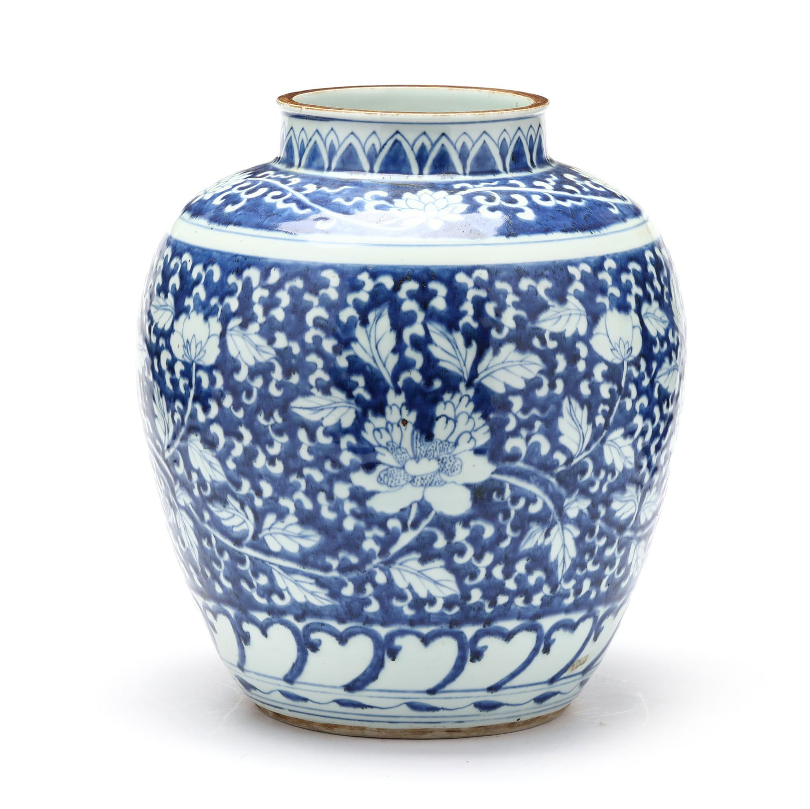 A Large Chinese Blue and White Jar (1 of 5)
