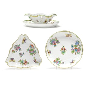 Herend, Four Pieces of  Queen Victoria  Green Border Porcelain Servingware