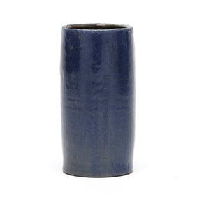Oscar Louis Bachelder (Wisconsin / NC, 1852-1935), Blue Glazed Cylinder Vase