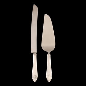 Cased Tiffany & Co. Faneuil Sterling Silver Wedding Cake Carving Set