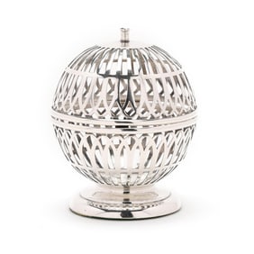 Edwardian Silver String Box, Mark of Edward Souter Barnsley