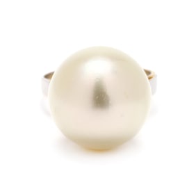 Gold and South Sea Pearl Ring