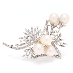 White Gold, Pearl, and Diamond Brooch