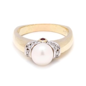 Bi-Color Gold, Pearl, and Diamond Ring