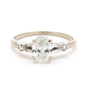 White Gold and Oval Cut Diamond Ring