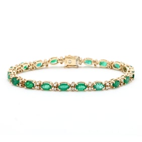 Gold, Diamond, Emerald Line Bracelet