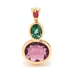 Gold and Gem-Set Intaglio Pendant
