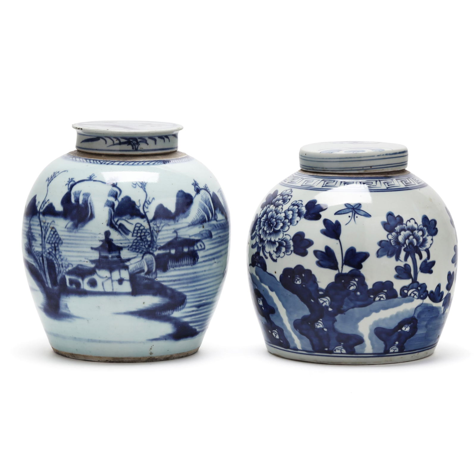 Two Chinese Blue and White Ginger Jars with Covers (1 of 7)