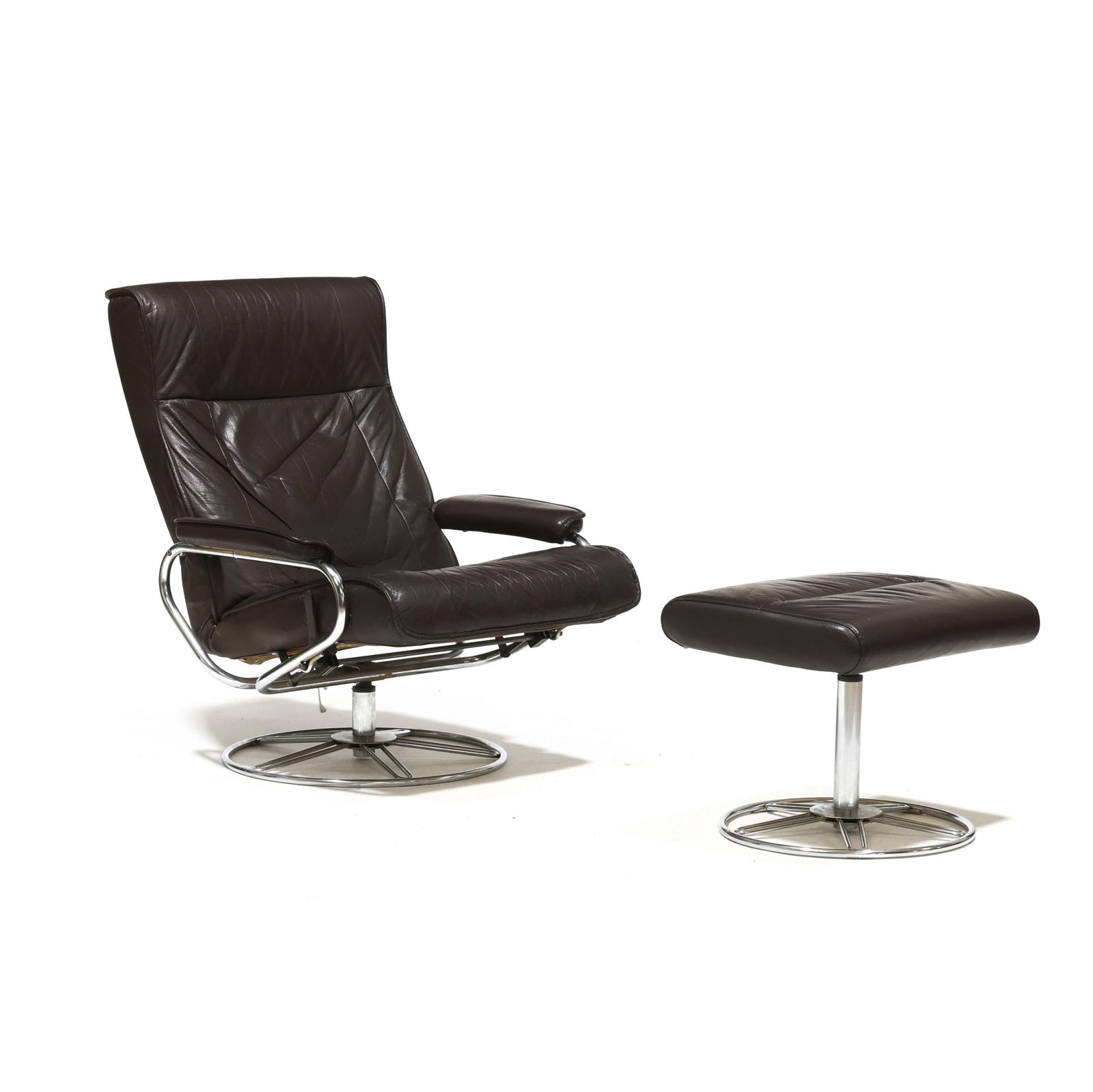 Vintage Leather Lounge Chair and Ottoman (1 of 6)