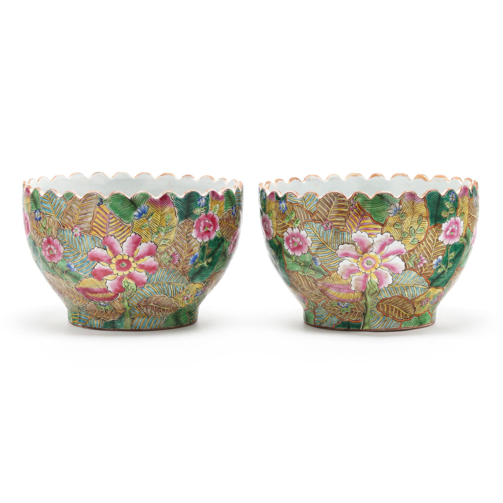 A Pair of Chinese Millefleurs Porcelain Bowls (1 of 7)