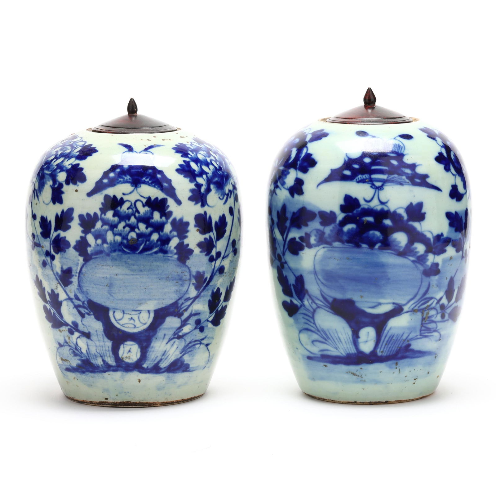 A Pair of Chinese Blue and White Jars (1 of 9)