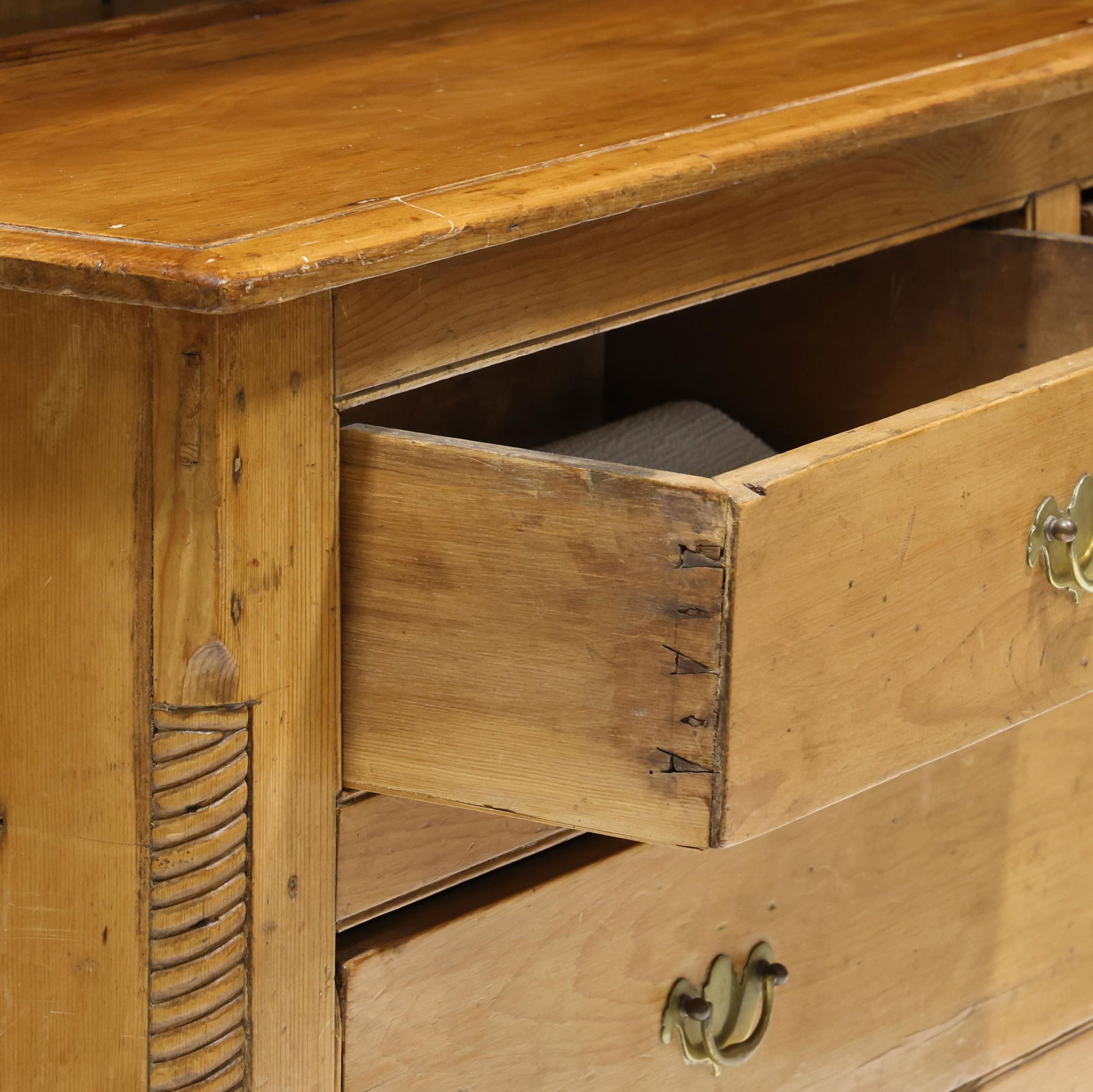 Continental Pine Step Back Cupboard - 6