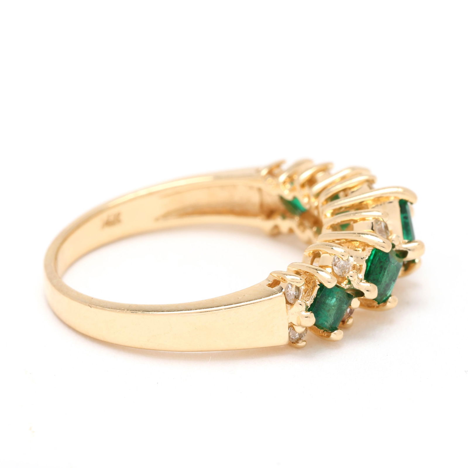 Gold and Gem-Set Ring - 2