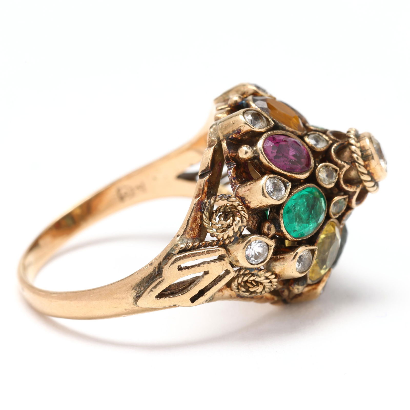 Gold and Gem-Set Ring - 2