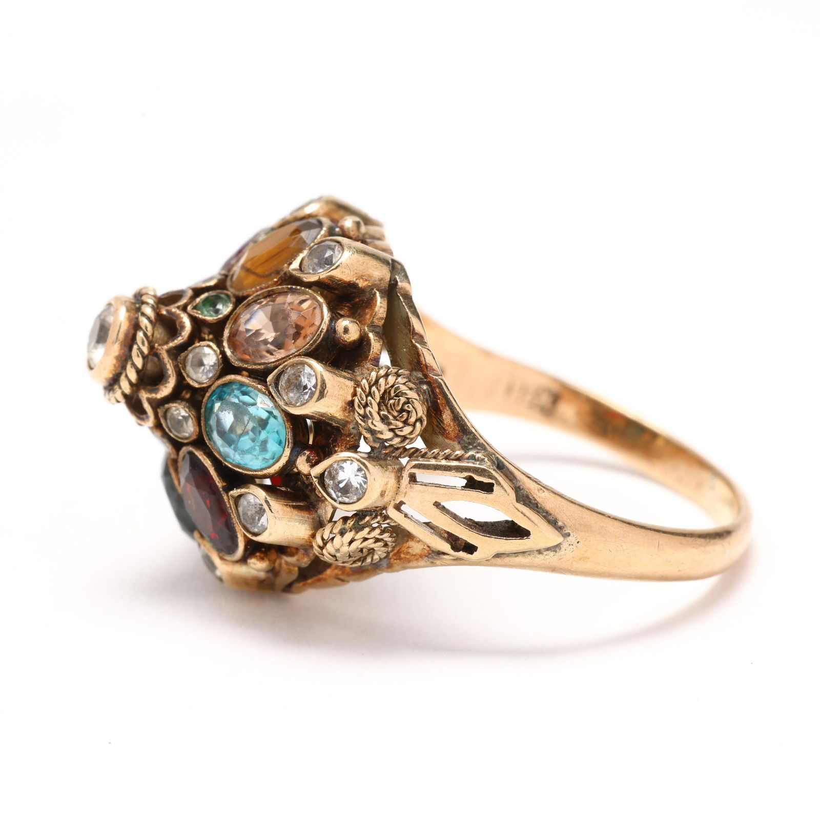 Gold and Gem-Set Ring - 4
