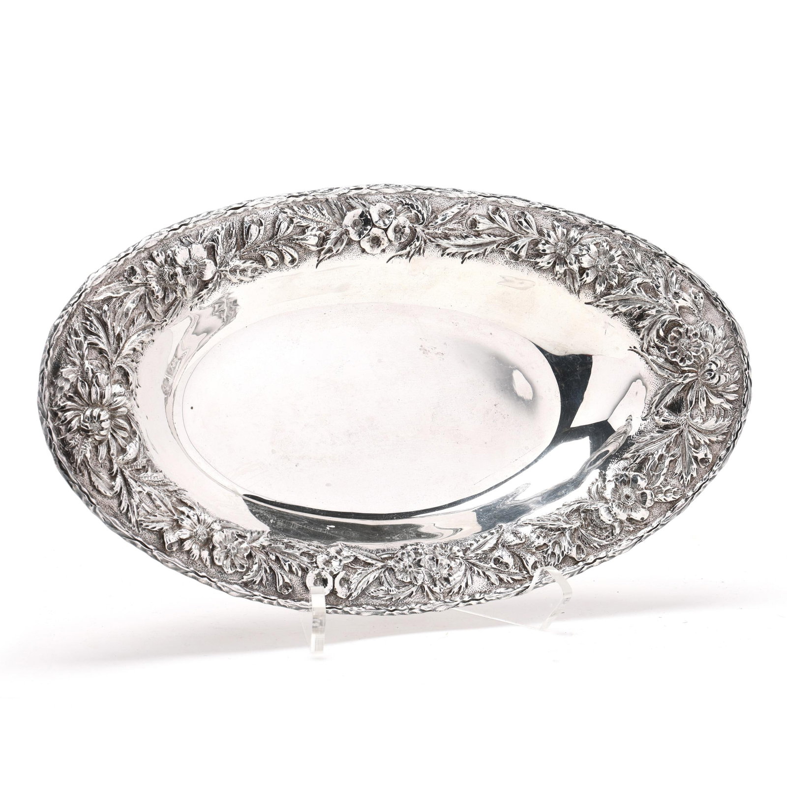 S. Kirk & Son Inc. Sterling Silver Repousse Bread Dish (1 of 6)