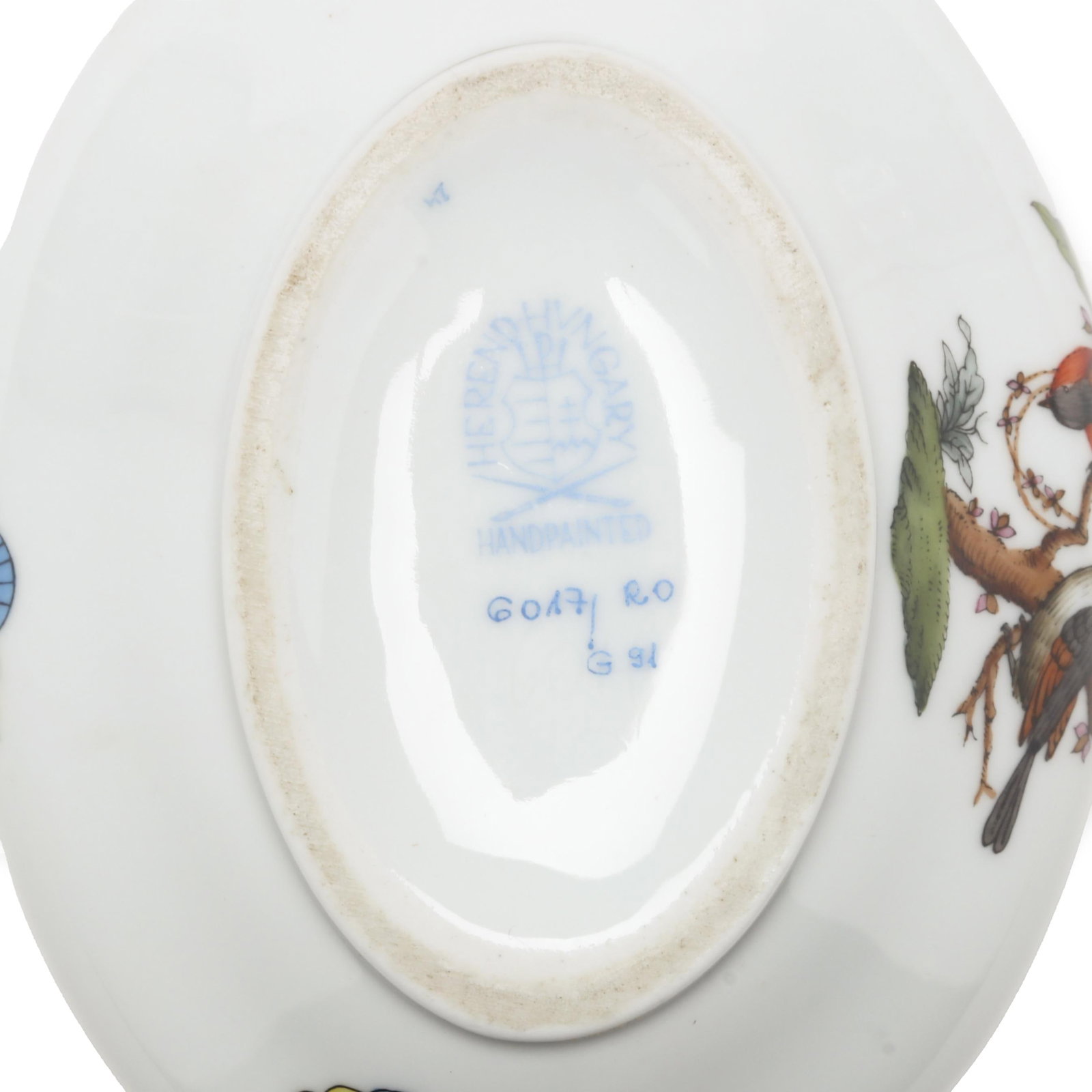 Two Small Herend Porcelain Boxes - 6