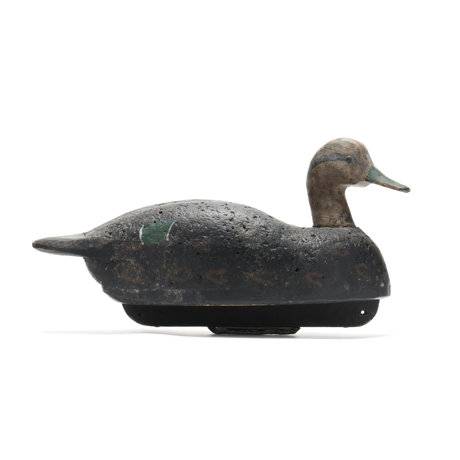Ronnie Wade (NC, b. 1943), Over-sized Black Duck from Swan Island Club: Ronnie Wade (NC, b. 1943), Over-sized Black Duck from Swan Island Club Knotts Island, North Carolina, circa 1962, carved and painted pressed cork and wood, rack eyes. Length 22 in. x 12 x 9 Head turne