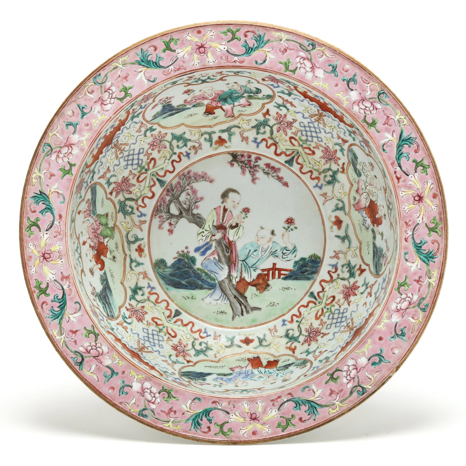 A Chinese Export Porcelain Famille Rose Bowl (1 of 7)