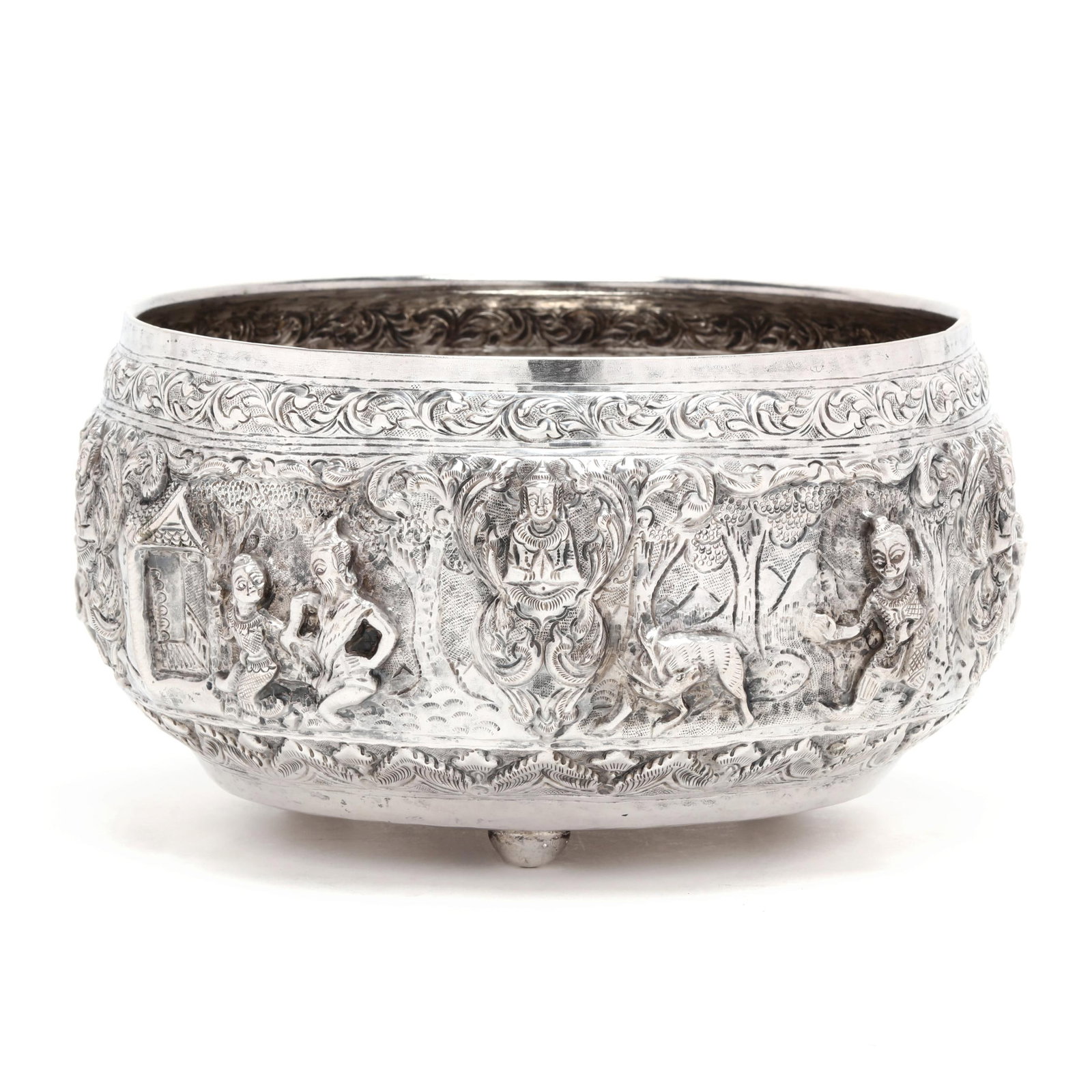 A Thai or Burmese Silver Repoussé Bowl (1 of 9)