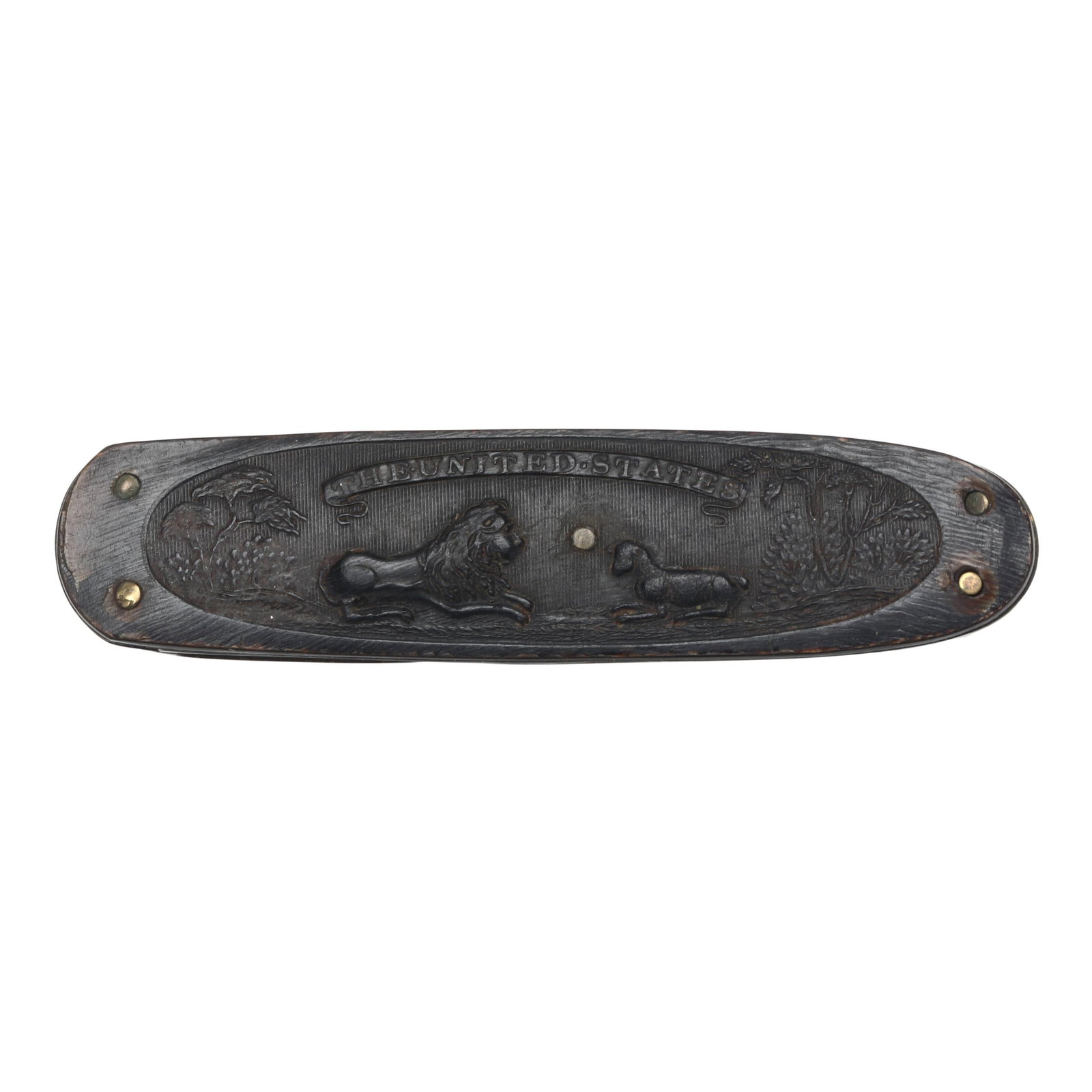 Antique American Patriotic Carved Pen Knife Commemorating Washington: Antique American Patriotic Carved Pen Knife Commemorating Washington first quarter 19th century, pressed horn with brass rivets, folding form concealing two steel blades, the case carved on two sides 