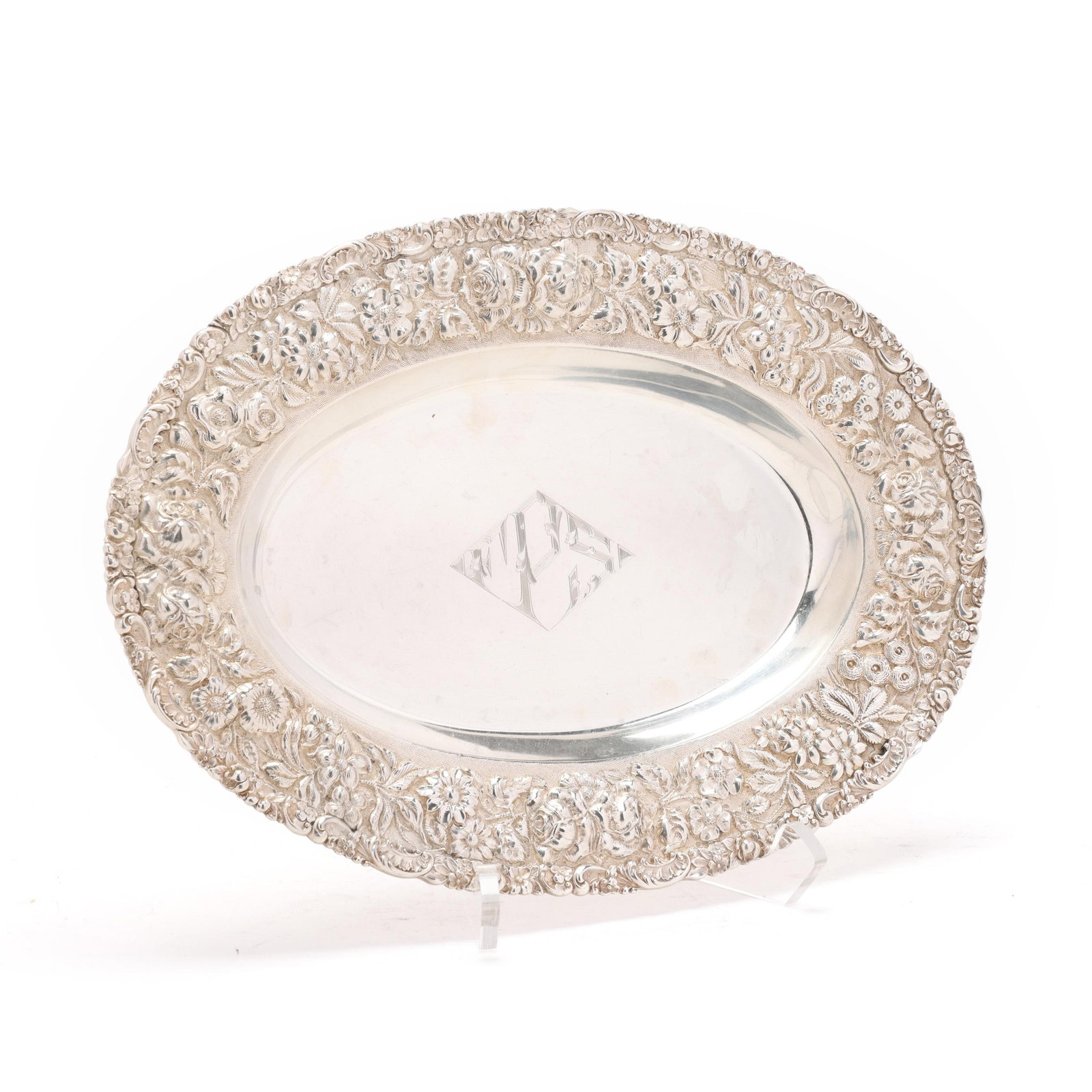 The Stieff Company Sterling Silver Repousse Bread Dish (1 of 5)