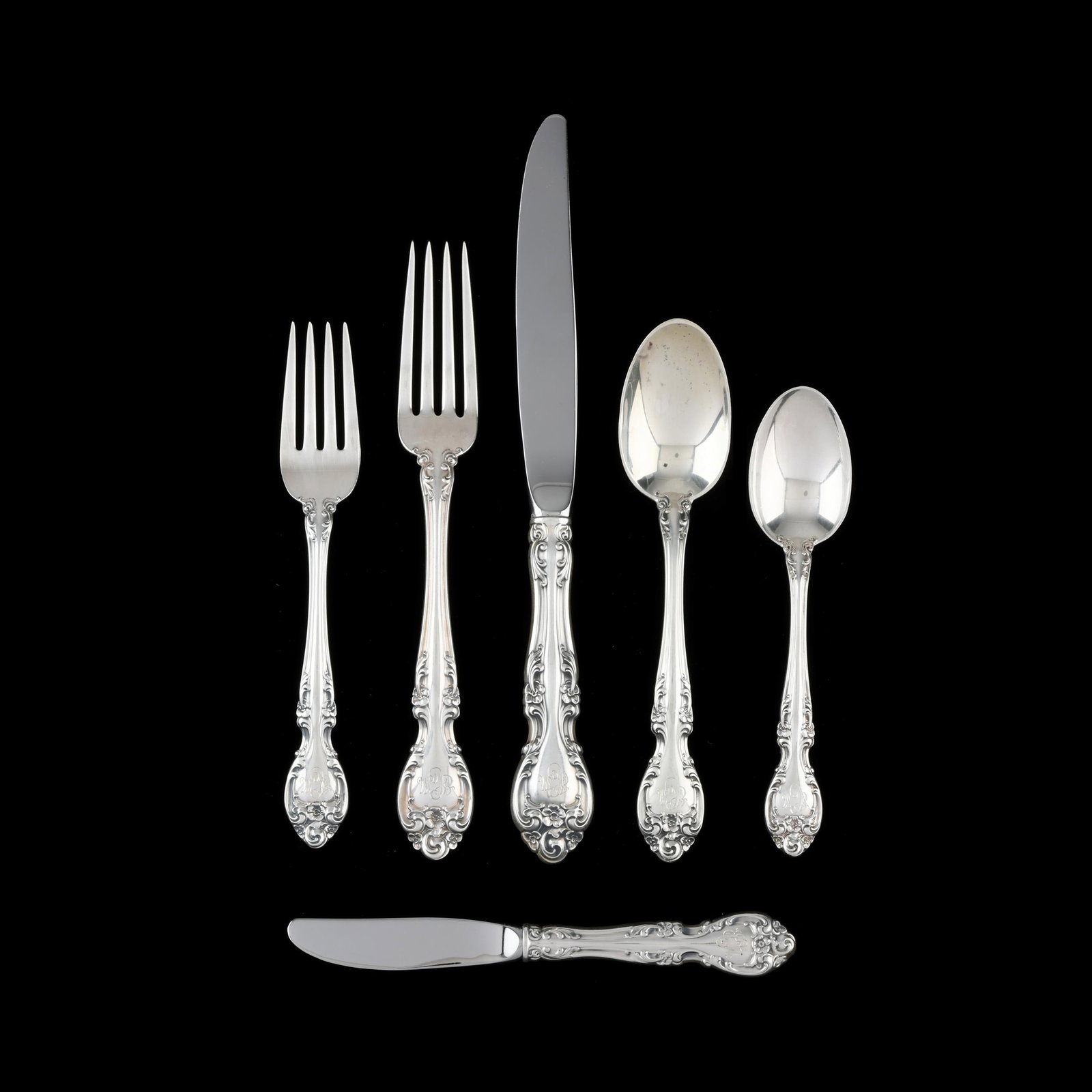 Gorham Melrose Sterling Silver Flatware Service for Twelve: Gorham Melrose Sterling Silver Flatware Service for Twelve (124) pieces to include: (12) dinner knives (9 1/2 in.); (12) dinner forks (7 3/4 in.); (12) salad forks (6 5/8 in.); (12) teaspoons (5 7/8 i