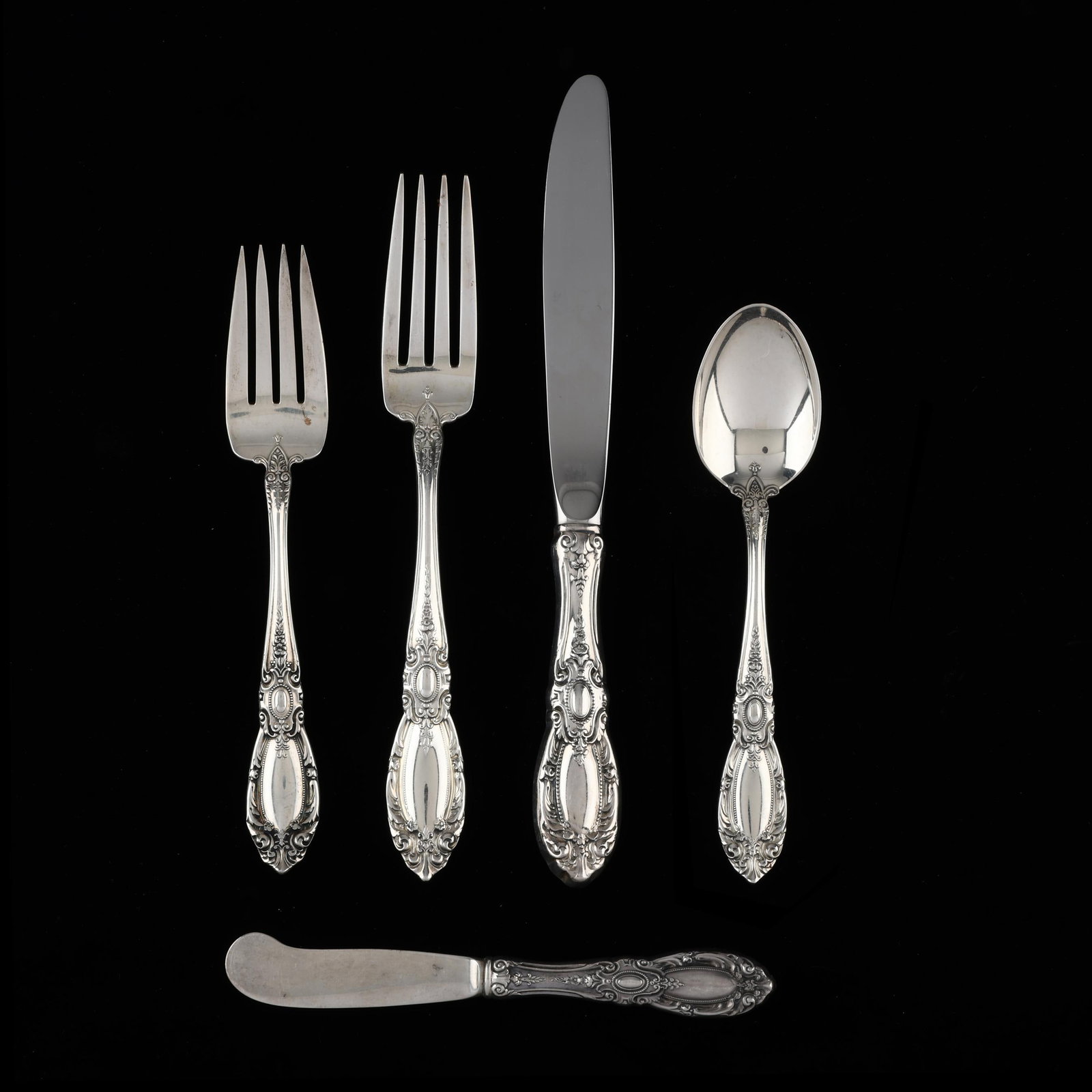 Towle King Richard Sterling Silver Flatware Service (1 of 5)