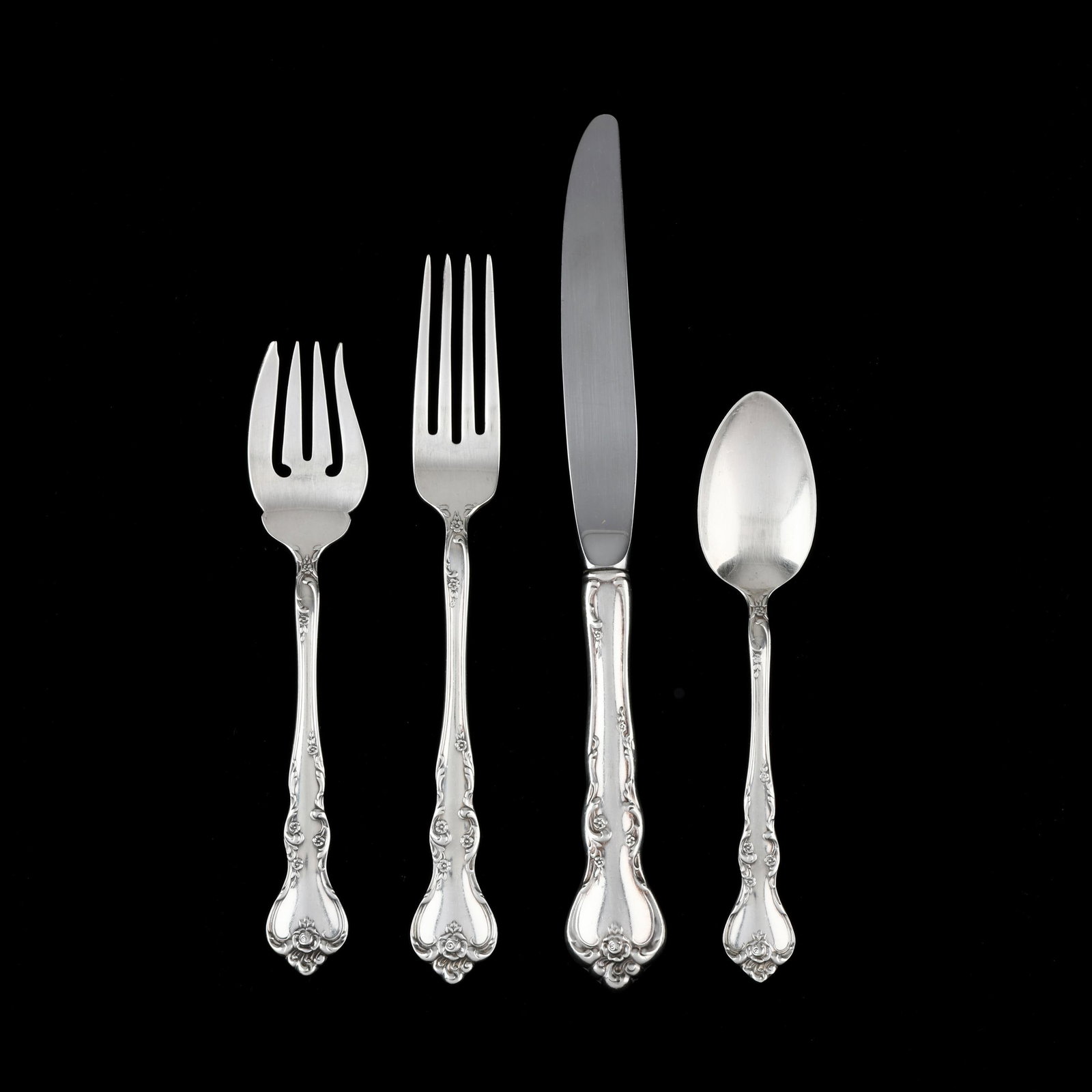 Reed & Barton Savannah Sterling Silver Flatware Service for Twelve (1 of 5)