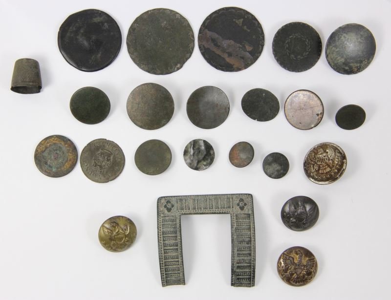 Historical Buttons and Associated Artifacts: Historical Buttons and Associated Artifacts (16) 18th and early 19th century civilian buttons, dug appearance, English and American; a dug brass thimble, spool end and broken shoe buckle; (4) Indian W